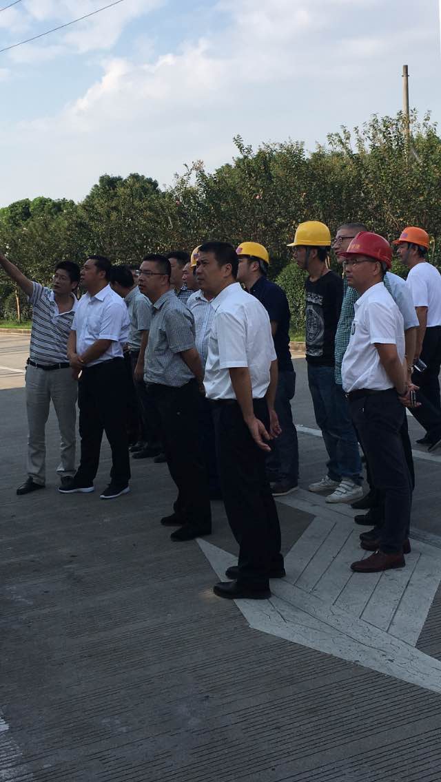 徐仁标市长、李昌明常务副市长亲临指导